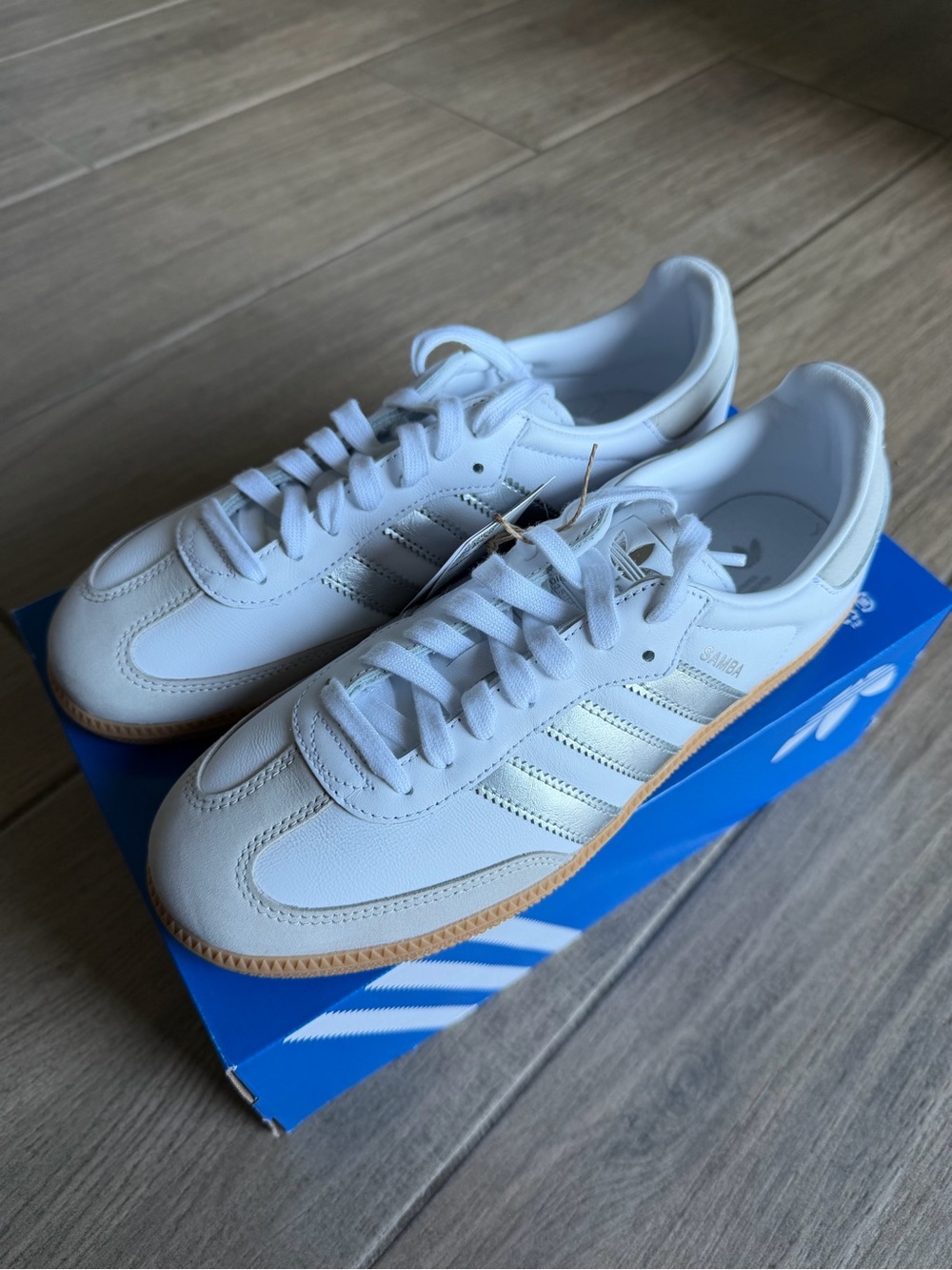 adidas Samba Sneakers ( box without lid )